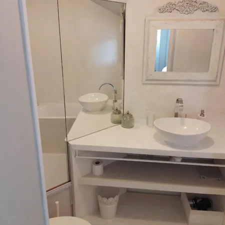 Πανσιόν D'hotes Christa 3*