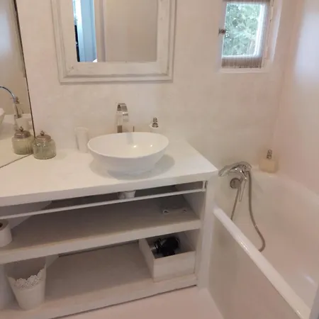 D'hotes Christa Πανσιόν